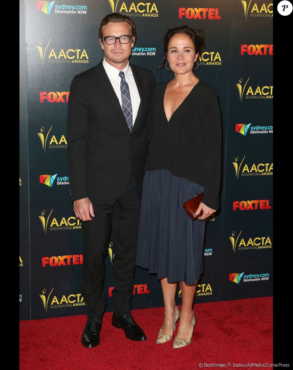 Simon Baker et son ex-femme Rebecca Rigg lors de la 6ème soirée des "AACTA International Awards" au Avalon Hollywood à Los Angeles, le 6 janvier 2017. © F. Sadou/AdMedia/Zuma Press/Bestimage