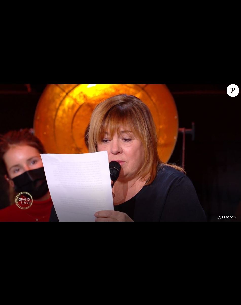 Michèle Bernier adresse une lettre à son papa dans "Le Grand Oral" sur France 2, le 30 mars 2021