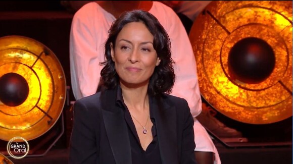 Leila Kaddour aux commandes du "Grand Oral" sur France 2, le 30 mars 2021
