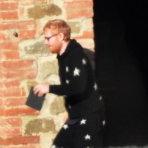 Exclusif - L'auteur-compositeur-interprète britannique Ed Sheeran et sa femme Cherry Seaborn ont passé le Nouvel An dans leur maison proche de Pérouse, Ombrie, Italie, le 1er janvier 2020.
