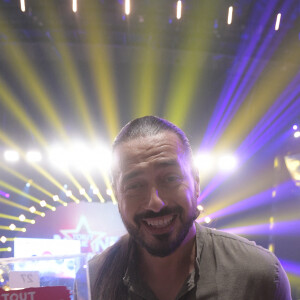 Moundir - Enregistrement de l'émission "Tout le monde chante contre le cancer, les stars relèvent le défi" au Palais des Congrès à Paris. © Giancarlo Gorassini / Bestimage