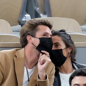 Exclusif - Alessandra Sublet et son compagnon Jordan Deguen en tribune lors de la finale homme des internationaux de France de Roland Garros à Paris le 11 octobre 2020. © Dominique Jacovides / Bestimage