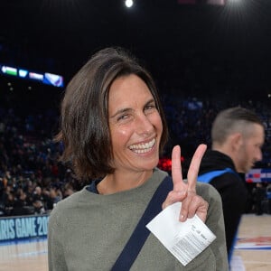 Alessandra Sublet au match de NBA Game Paris 2020 entre les Bucks de Milwaukee et les Charlotte Hornet à l'AccorHotels Arena à Paris le 24 janvier 2020. © Veeren / Bestimage