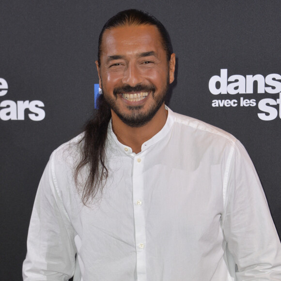 Moundir Zoughari au photocall de la saison 10 de l'émission "Danse avec les stars" (DALS) au siège de TF1 à Boulogne-Billancourt, France © Veeren/Bestimage 