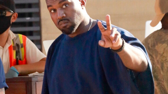Kanye West : Sa toute première paire de Nike Air Yeezy 1 en vente, pour un prix record