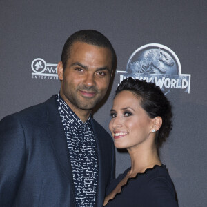 Tony Parker et Axelle Francine - Première du film "Jurassic World" à l'Ugc Normandie à Paris le 29 mai 2015.