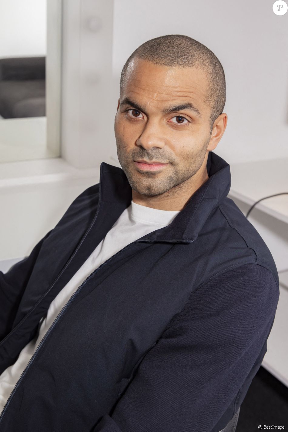 Exclusif - Tony Parker - Backstage de l'enregistrement de l'émission "On est presque en direct" (OEED), présentée par L.Ruquier, et diffusée sur France 2 le 12 décembre 2020 © Jack Tribeca / Bestimage