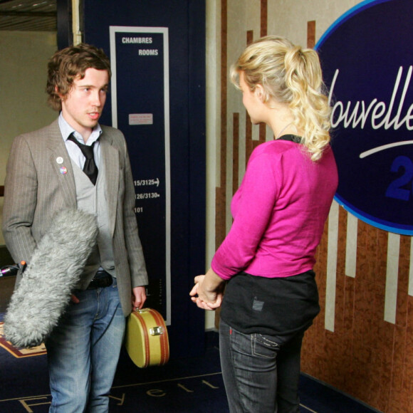 Julien Doré et Virginie Efira dans Nouvelle Star en 2007. © Guillaume Gaffiot / Bestimage