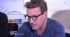 Benjamin Castaldi revient sur la scène de la piscine dans "Loft Story", lors de sa participation à "Un Dîner presque parfait", sur W9