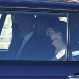 Le prince William, duc de Cambridge, et Catherine (Kate) Middleton, duchesse de Cambridge, arrivent aux funérailles du prince Philip, duc d'Edimbourg à la chapelle Saint-Georges du château de Windsor, Royaume Uni, le 17 février 2021. 
