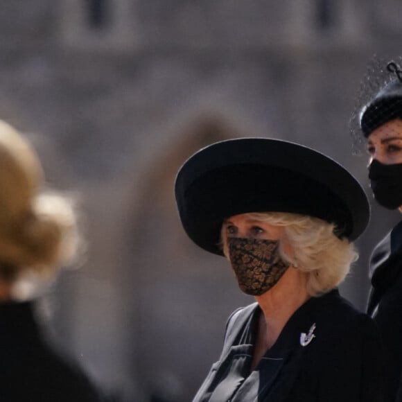 Camilla Parker Bowles, la duchesse de Cornouailles, Catherine Kate Middleton, la duchesse de Cambridge - Arrivées aux funérailles du prince Philip, duc d'Edimbourg à la chapelle Saint-Georges du château de Windsor, le 17 avril 2021. 