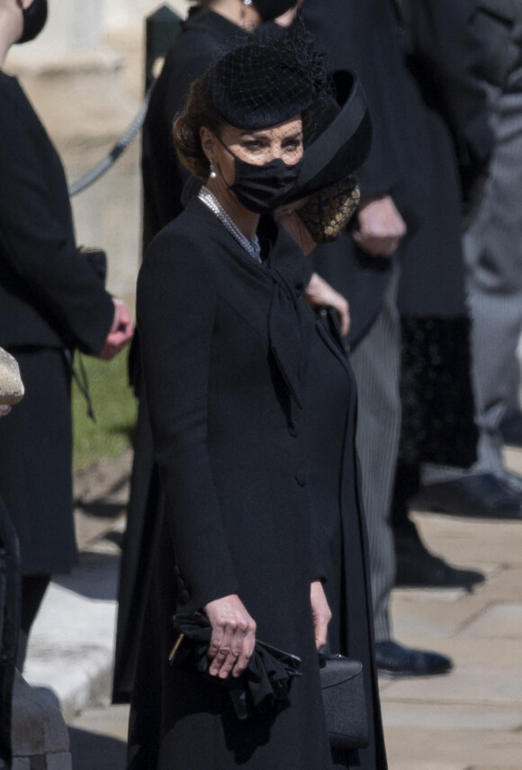 Catherine Kate Middleton, la duchesse de Cambridge et Camilla Parker Bowles, duchesse de Cornouailles - Arrivées aux funérailles du prince Philip, duc d'Edimbourg à la chapelle Saint-Georges du château de Windsor, le 17 avril 2021. 