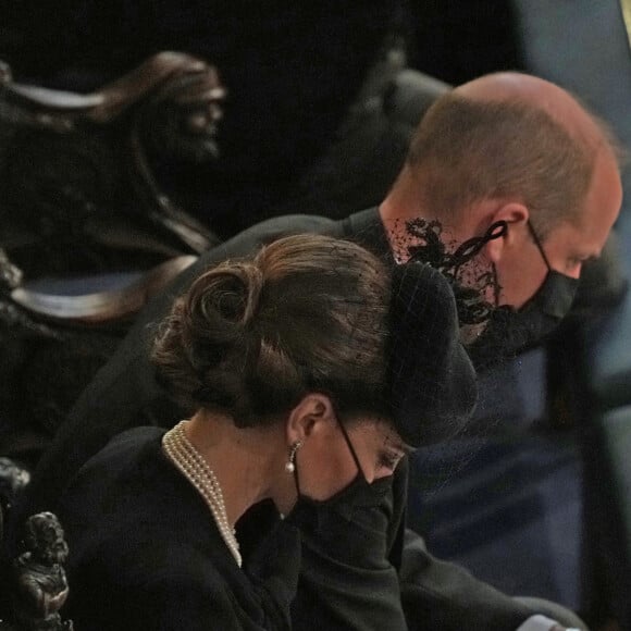 Le prince William, duc de Cambridge, et Catherine (Kate) Middleton, duchesse de Cambridge, - Funérailles du prince Philip, duc d'Edimbourg à la chapelle Saint-Georges du château de Windsor, Royaume Uni, le 17 avril 2021. 