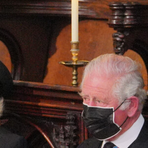 Le prince Charles, prince de Galles, et Camilla Parker Bowles, duchesse de Cornouailles, - Funérailles du prince Philip, duc d'Edimbourg à la chapelle Saint-Georges du château de Windsor, Royaume Uni, le 17 avril 2021.