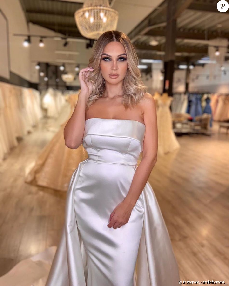 Camille Froment des "Marseillais" en robe de mariée, le 22 septembre 2020