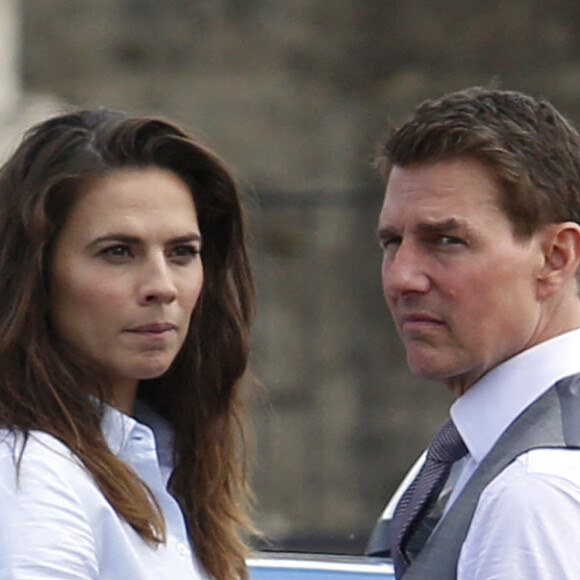 Tom Cruise et Hayley Atwell sur le tournage de "Mission Impossible 7" à Rome, le 13 octobre 2020.