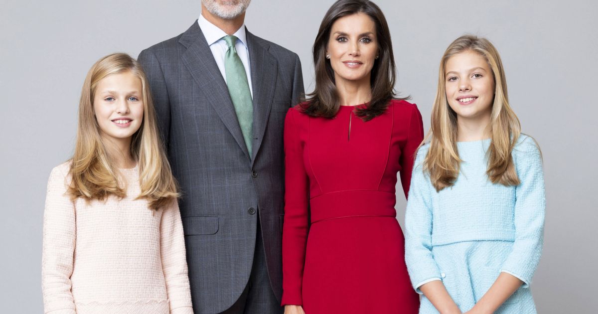 La princesse Leonor, le roi Felipe VI, la reine Letizia, l'infante