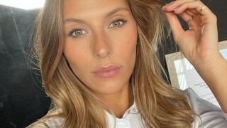 Vidéo : Semi-Exclusif - Camille Cerf (Miss France 2015 ) - Anniversaire