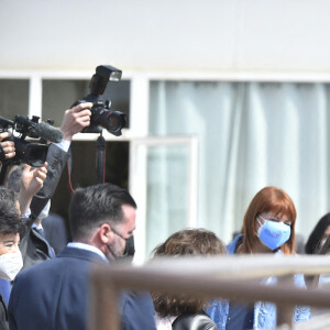 La reine Letizia d'Espagne arrive à la cérémonie d'ouverture du VIe Congrès éducatif sur les maladies rares à Totana, le 30 avril 2021.