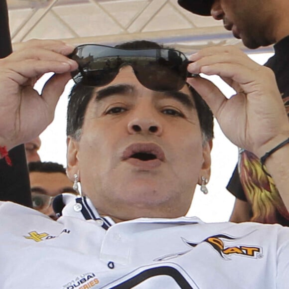 Diego Maradona assiste à la course de bateaux UIM XCAT World Series à Naples le 26 mai 2014. © Inside / Panoramic / Bestimage