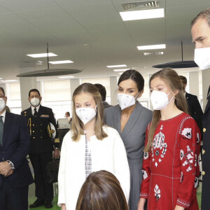 Le roi Felipe VI d'Espagne, la reine Letizia d'Espagne, La princesse Leonor et L'infante Sofia d'Espagne - La famille royale d'Espagne assiste au lancement du sous-marin S-81 'Isaac Peral' à Carthagène, Espagne, le 22 avril 2021.