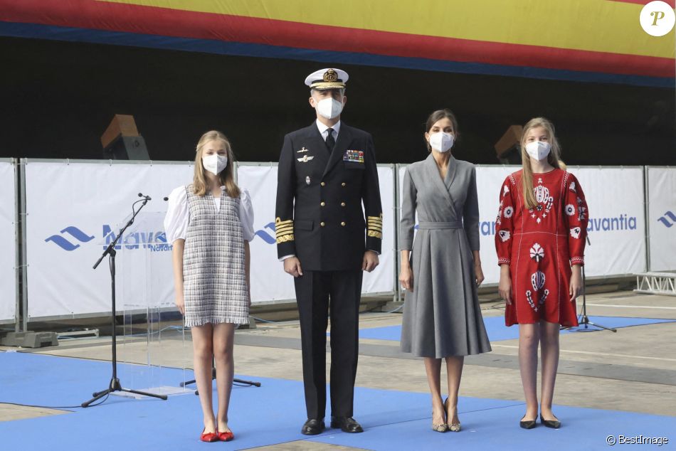 Le roi Felipe VI d'Espagne, la reine Letizia d'Espagne, La princesse Leonor et L'infante Sofia d'Espagne - La famille royale d'Espagne assiste au lancement du sous-marin S-81 'Isaac Peral' à Carthagène, Espagne, le 22 avril 2021.