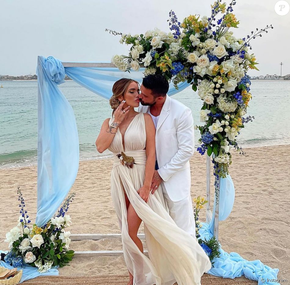 Julien Tanti et Manon Marsault ont renouvelé leurs voeux à Dubaï pour leurs deux ans de mariage, entourés de leurs proches - Instagram