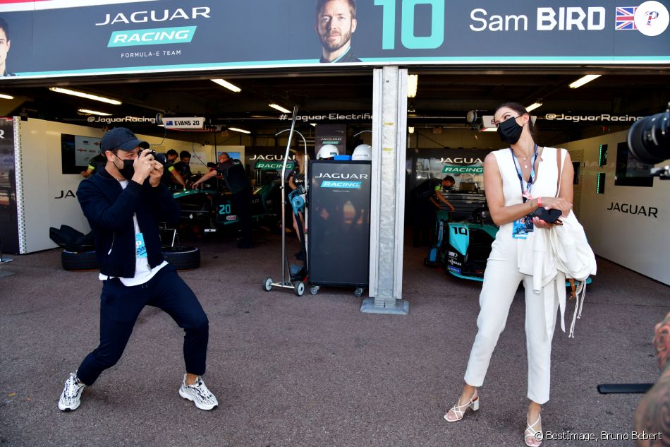 Iris Mittenaere et son compagnon Diego El Glaoui - People lors de la 4ème édition du E-Prix De Monaco 2021 le 8 mai 2021 © Bruno Bebert / Bestimage