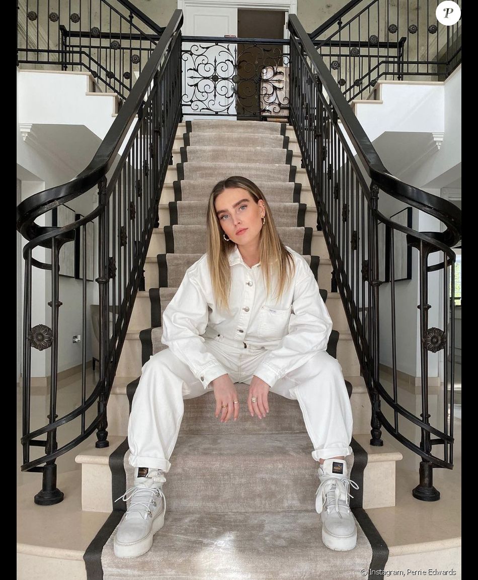 La chanteuse Perrie Edwards du groupe Little Mix. Avril 2021.