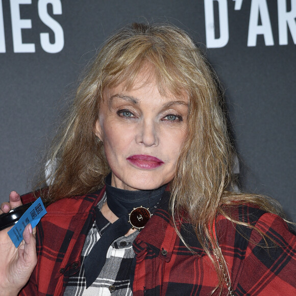 Arielle Dombasle à l'avant-première du film "Soeurs d'Armes" au cinéma MK2 Bibliothèque. Paris, le 3 octobre 2019. © Giancarlo Gorassini/Bestimage