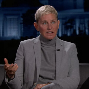Jimmy Kimmel évite le scandale en recevant Ellen DeGeneres dans son émission "Jimmy Kimmel Live" sans lui parler des rumeurs de mauvais traitements infligé à son personnel dont elle a fait l'objet l'été dernier. Los Angeles.