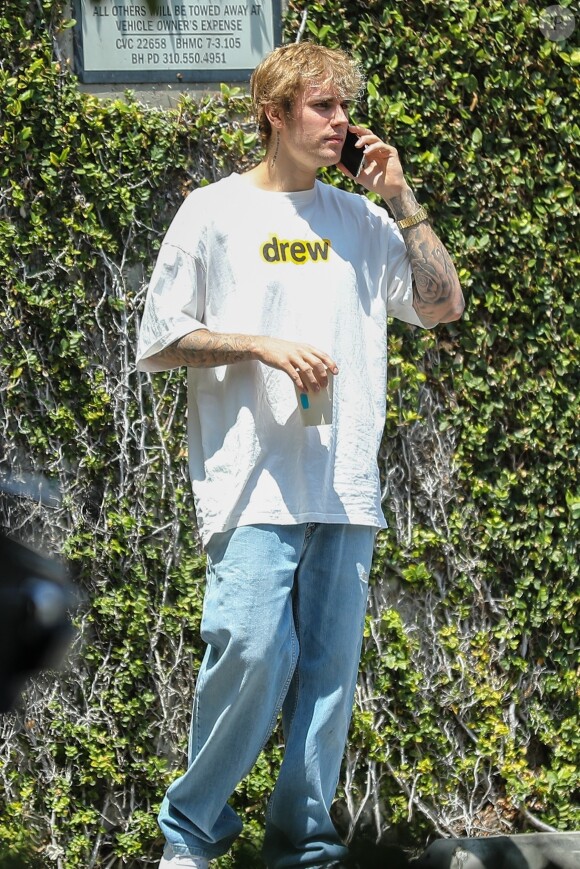 Justin Bieber va déjeuner chez Il Pastaio à Beverly Hills le 23 juin 2020.
