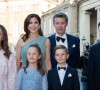 La princesse Mary de Danemark, le prince Frederik de Danemark, le prince Christian de Danemark, la princesse Isabella de Danemark, le prince Vincent de Danemark, la princesse Josephine de Danemark - Célébration du 50ème anniversaire du prince J. de Danemark, dîner organisé par la reine M.II de Danemark au chateau Amalienborg, Copenhague, le 7 juin 2019. 