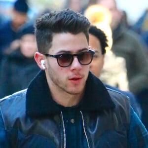 Nick Jonas dans la rue à New York le 3 décembre 2019.