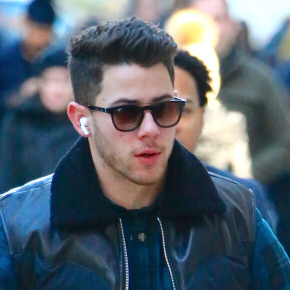 Nick Jonas dans la rue à New York le 3 décembre 2019.