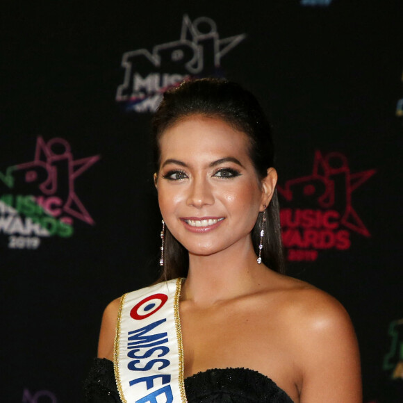 Vaimalama Chaves, Miss France 2019 - 21ème édition des NRJ Music Awards au Palais des festivals à Cannes le 9 novembre 2019. © Dominique Jacovides/Bestimage 