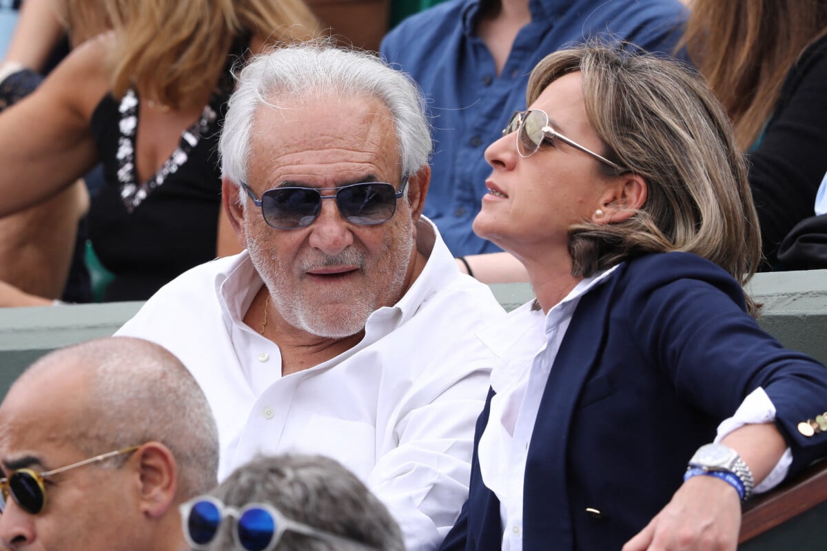 Photo Dominique Strauss Kahn DSK Et Sa Femme Myriam L Aouffir Dans Les Tribunes De Roland