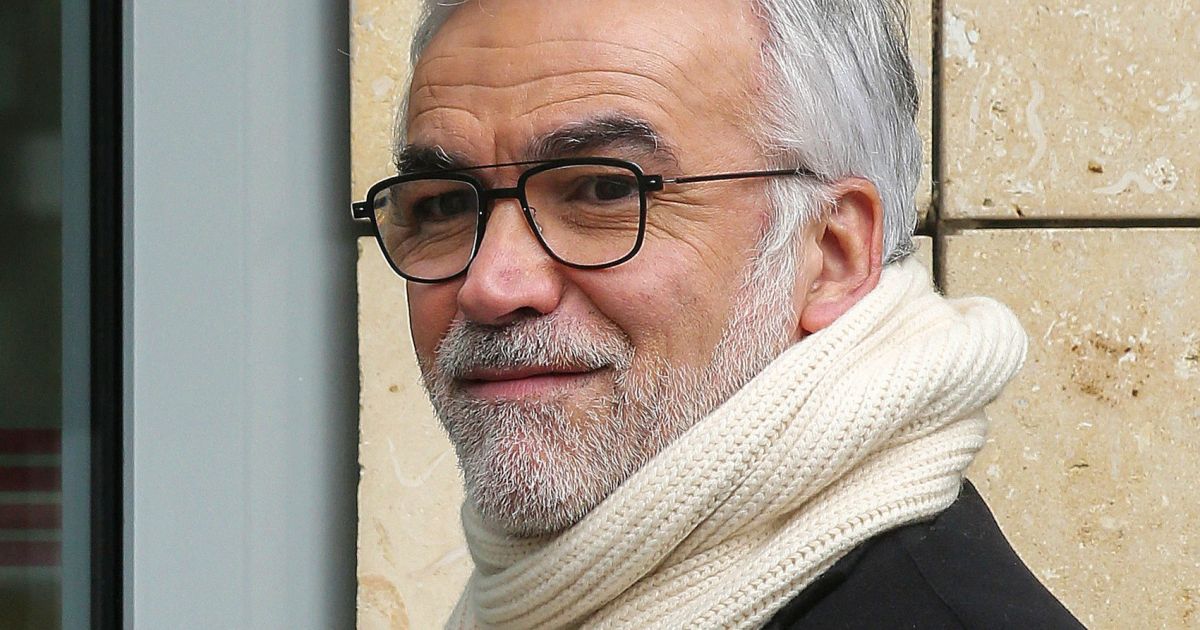 Quelles Sont Les Origines De Pascal Praud Exclusif - Le journaliste Pascal Praud arrive aux studios de la radio