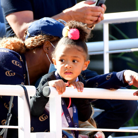 Serena Williams et sa fille Olympia (3 ans) assistent au premier match de l'Ultimate Tennis Showdown 4 au technopole Sophia Antipolis. Biot, le 24 mai 2021. © Bruno Bébert/Bestimage