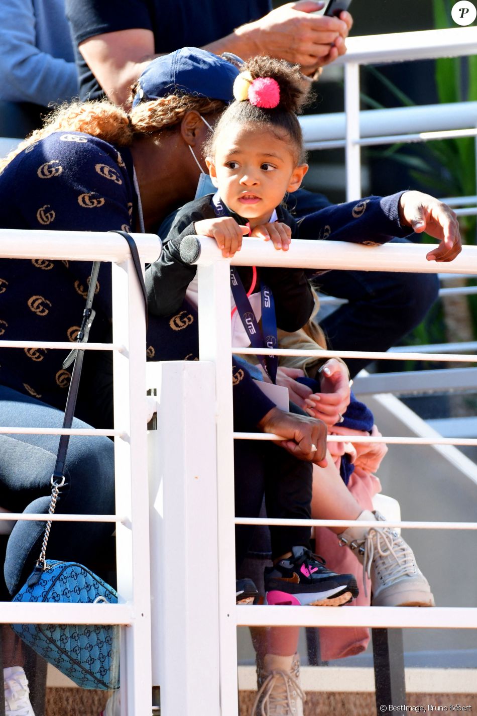 Serena Williams et sa fille Olympia (3 ans) assistent au premier match de l'Ultimate Tennis Showdown 4 au technopole Sophia Antipolis. Biot, le 24 mai 2021. © Bruno Bébert/Bestimage
