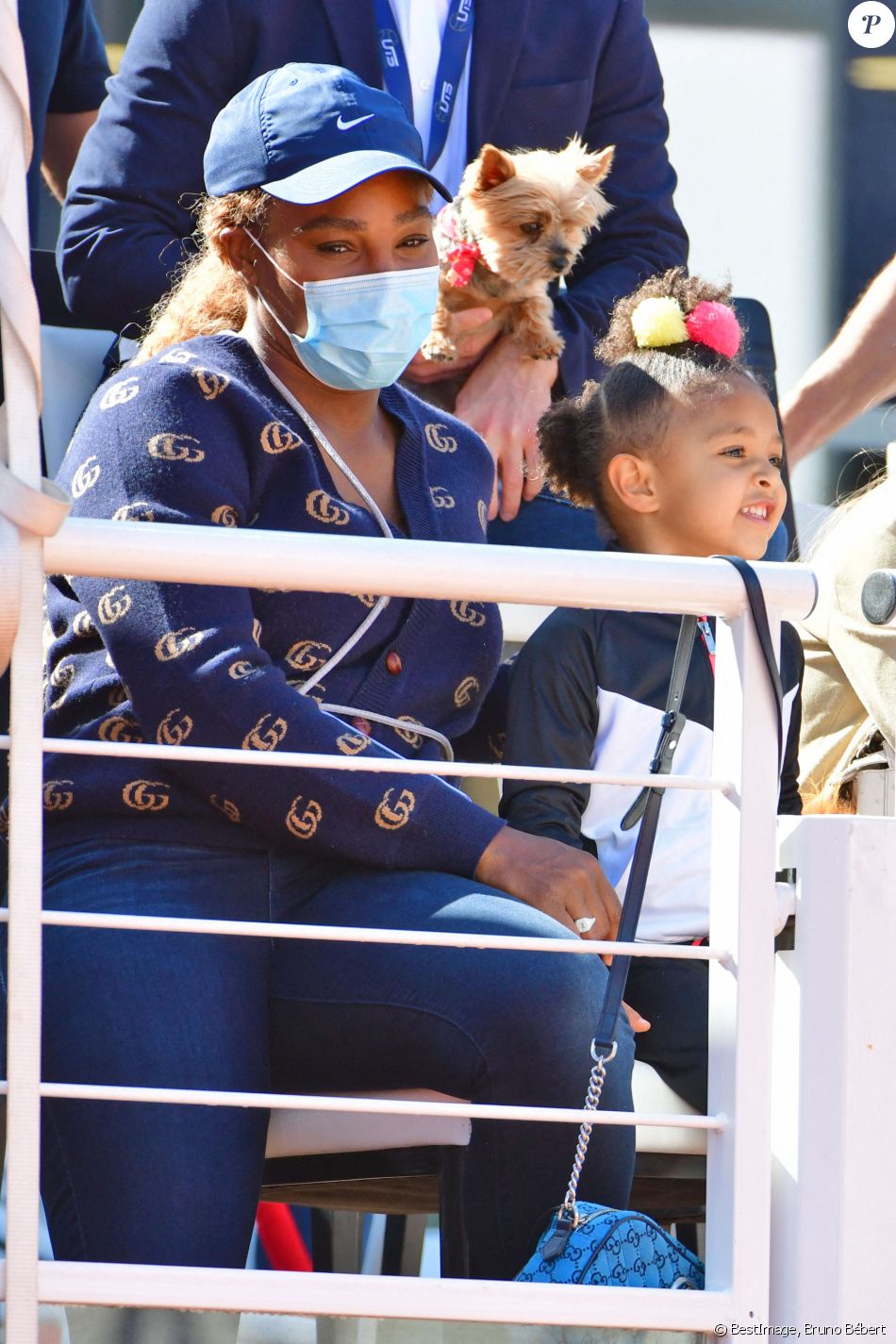 Serena Williams et sa fille Olympia (3 ans) assistent au premier match de l'Ultimate Tennis Showdown 4 au technopole Sophia Antipolis. Biot, le 24 mai 2021. © Bruno Bébert/Bestimage