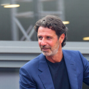 Serena Williams et son coach Patrick Mouratoglou assistent au premier match de l'Ultimate Tennis Showdown 4 au technopole Sophia Antipolis. Biot, le 24 mai 2021. © Bruno Bébert/Bestimage