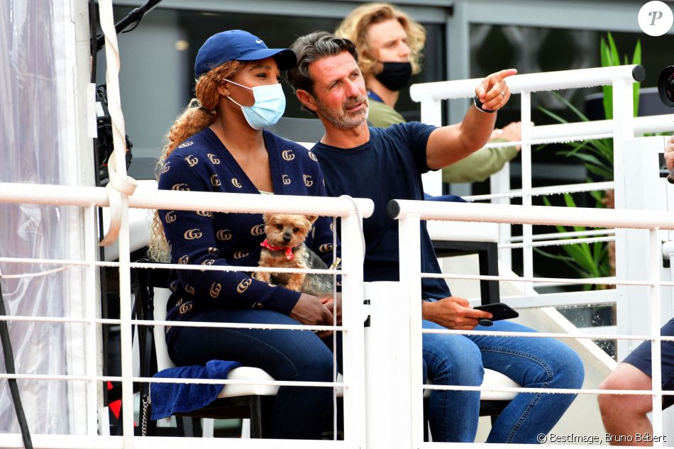 Serena Williams et son coach Patrick Mouratoglou assistent au premier match de l'Ultimate Tennis Showdown 4 au technopole Sophia Antipolis. Biot, le 24 mai 2021. © Bruno Bébert/Bestimage