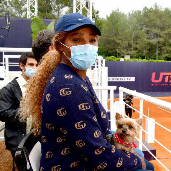 Serena Williams et son ami et ancien coach Patrick Mouratoglou assistent au premier match de l'Ultimate Tennis Showdown 4 au technopole Sophia Antipolis. Biot, le 24 mai 2021. © Bruno Bébert/Bestimage