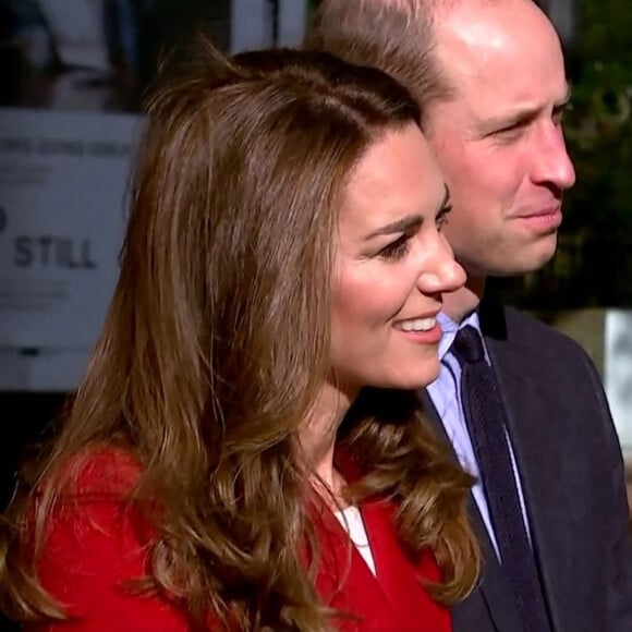 Le prince William, duc de Cambridge, et Catherine (Kate) Middleton, duchesse de Cambridge, visitent l'hôpital St. Bartholomew dans le cadre du projet photographique "Hold Still". Londres.