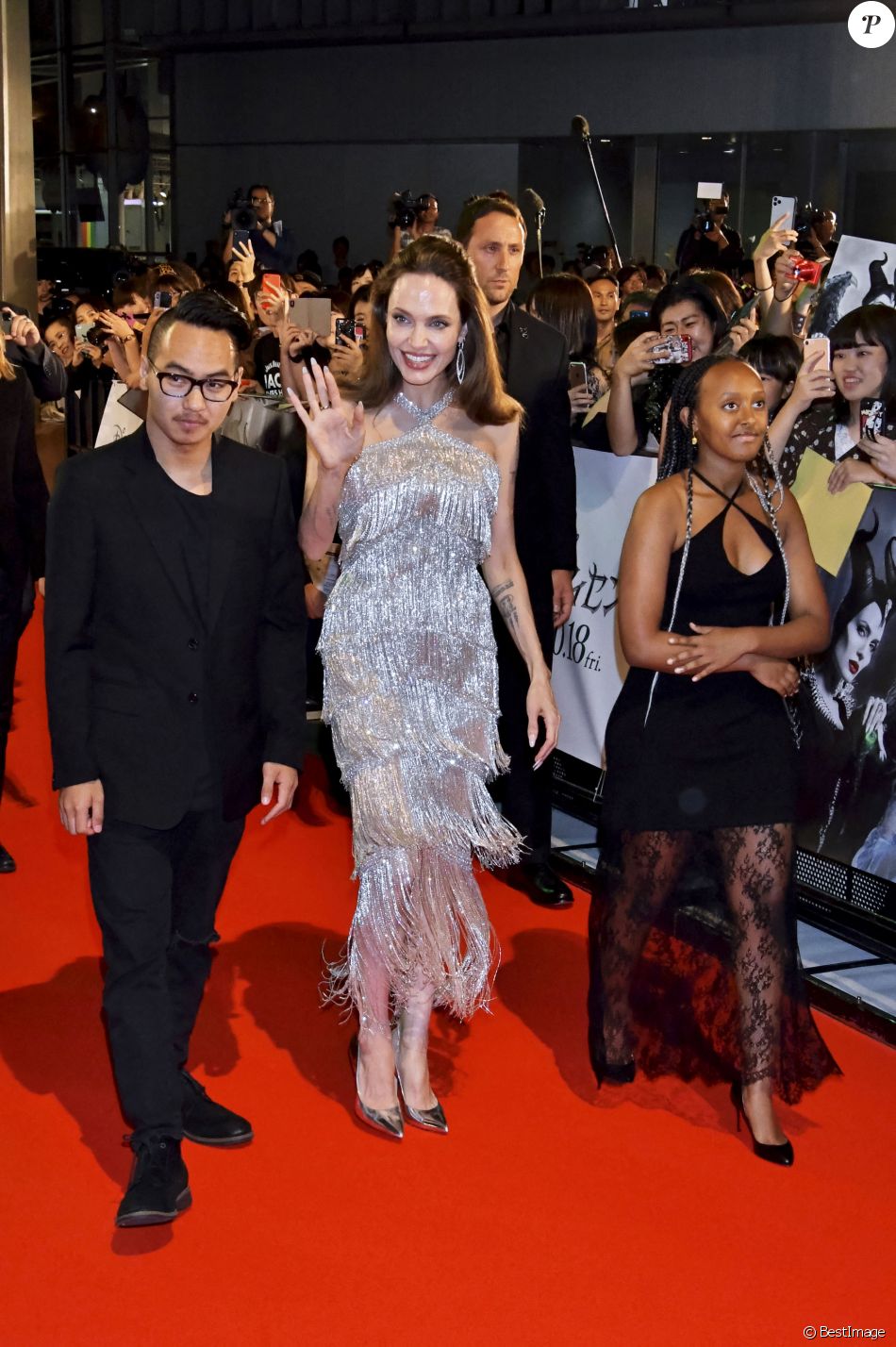 Maddox Jolie-Pitt, Angelina Jolie et Zahara Jolie-Pitt - Première du film "Maléfique : Le Pouvoir du mal" au Roppongi Hills Arena à Tokyo, Japon, le 3 octobre 2019.