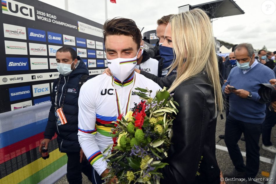 Julian Alaphilippe et Marion Rousse à Imola, en Italie en septembre 2020. © Vincent Kalut / Panoramic / Bestimage