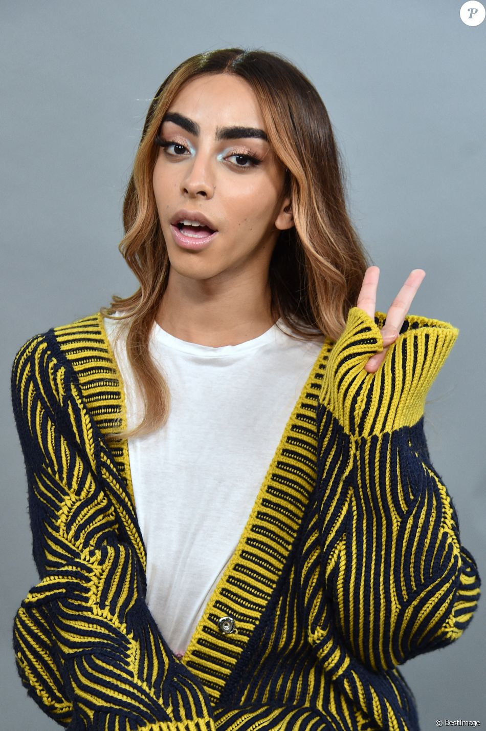 Exclusif - Bilal Hassani en interview dans les studios de PurePeople à Levallois-Perret. Le 21 octobre 2020