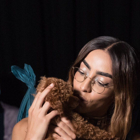 Exclusif  - Bilal Hassani et son chien - Backstage de l'enregistrement de l'émission "La Chanson secrète 6" à la Scène musicale à Paris, qui sera diffusée le 12 décembre sur TF1. Le 8 septembre 2020 © Gaffiot-Moreau / Bestimage