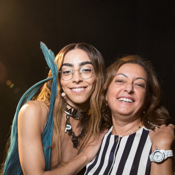 Exclusif - Bilal Hassani et sa mère Amina - Backstage de l'enregistrement de l'émission "La Chanson secrète 6" à la Scène musicale à Paris, qui sera diffusée le 12 décembre sur TF1. Le 8 septembre 2020 © Gaffiot-Moreau / Bestimage